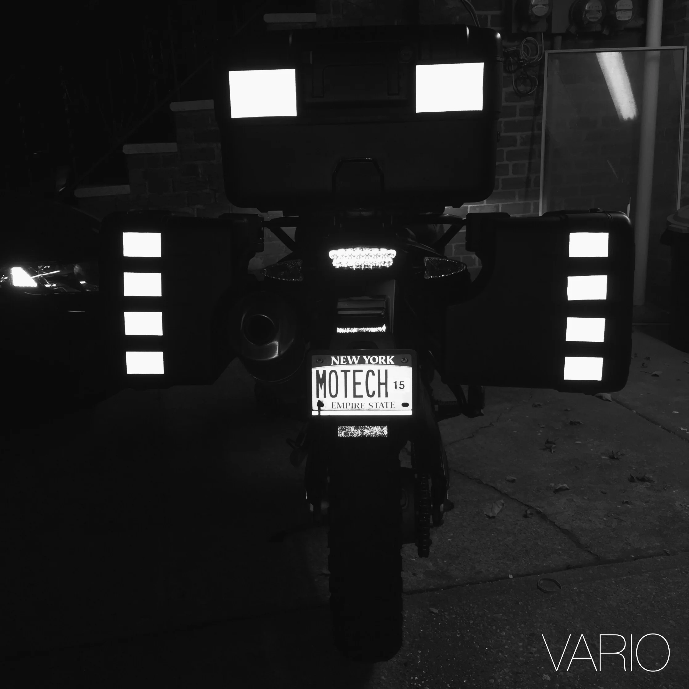 Vario Case - 3M Reflective Vinyl