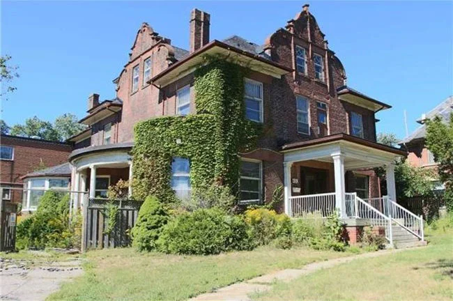 Riverdale mansion up for sale for $1