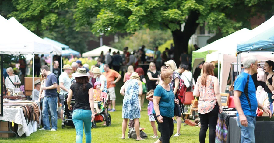 The Leslieville Flea returns to Ashbridge Estate
