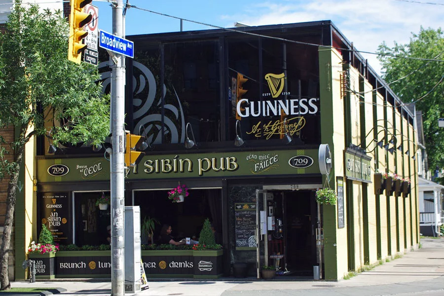 An Sibin Pub up for sale for $325,000