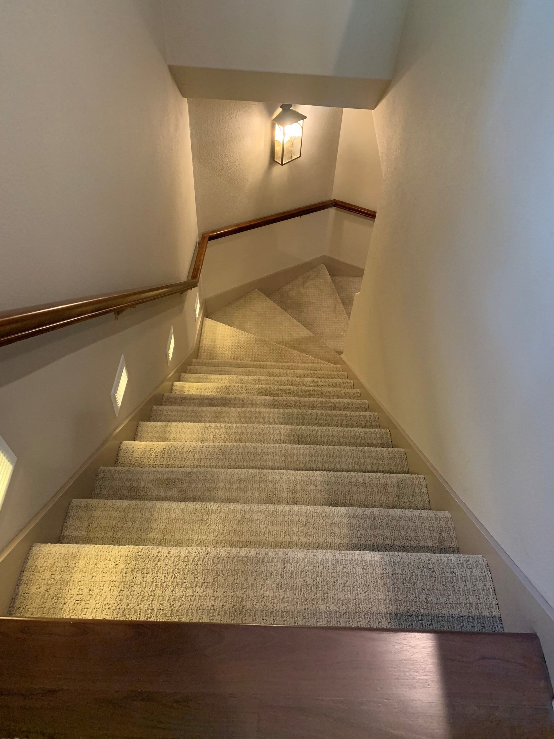 carpet+stairway2.jpg