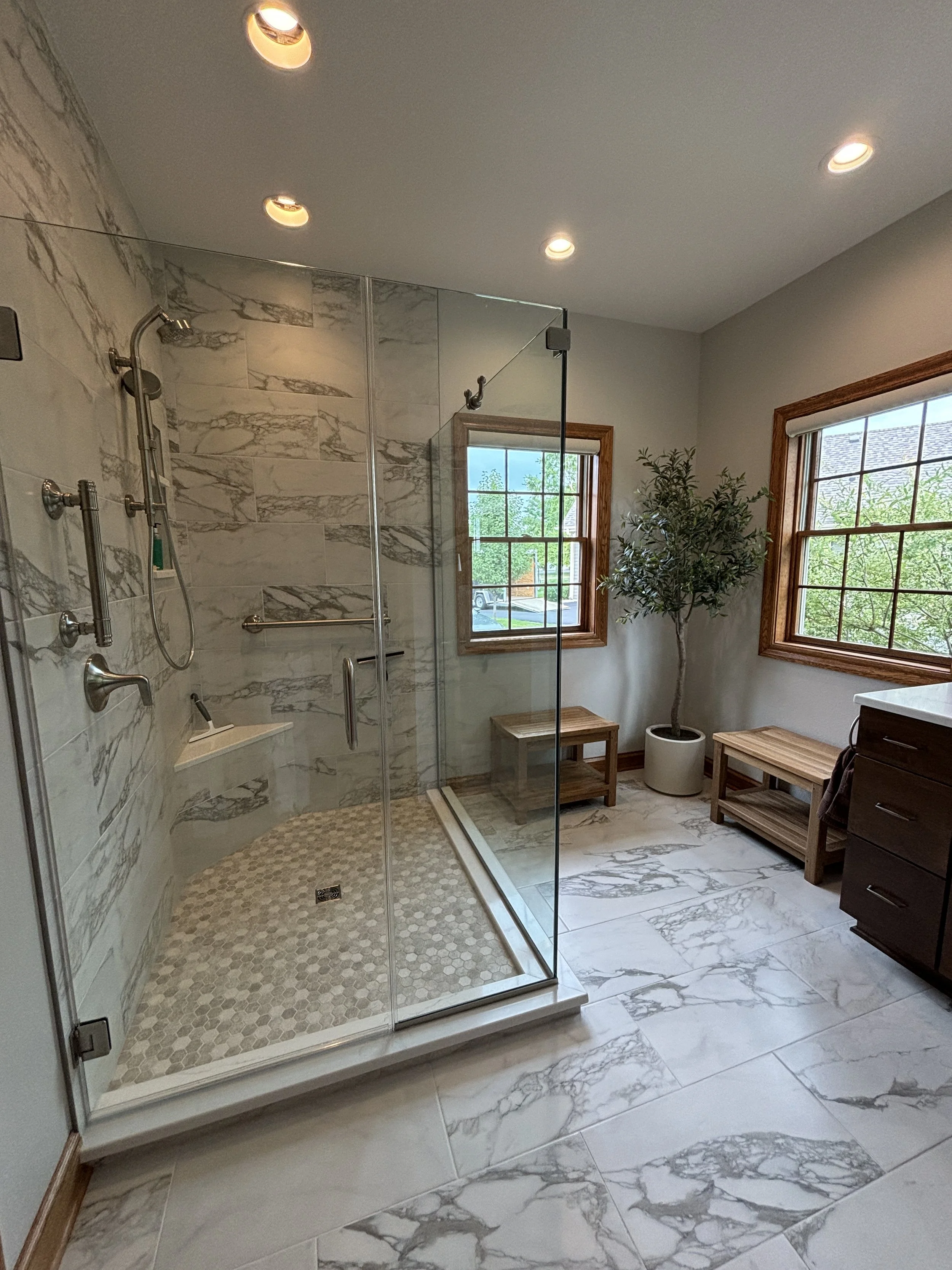Rogers - Shower Overall.JPG