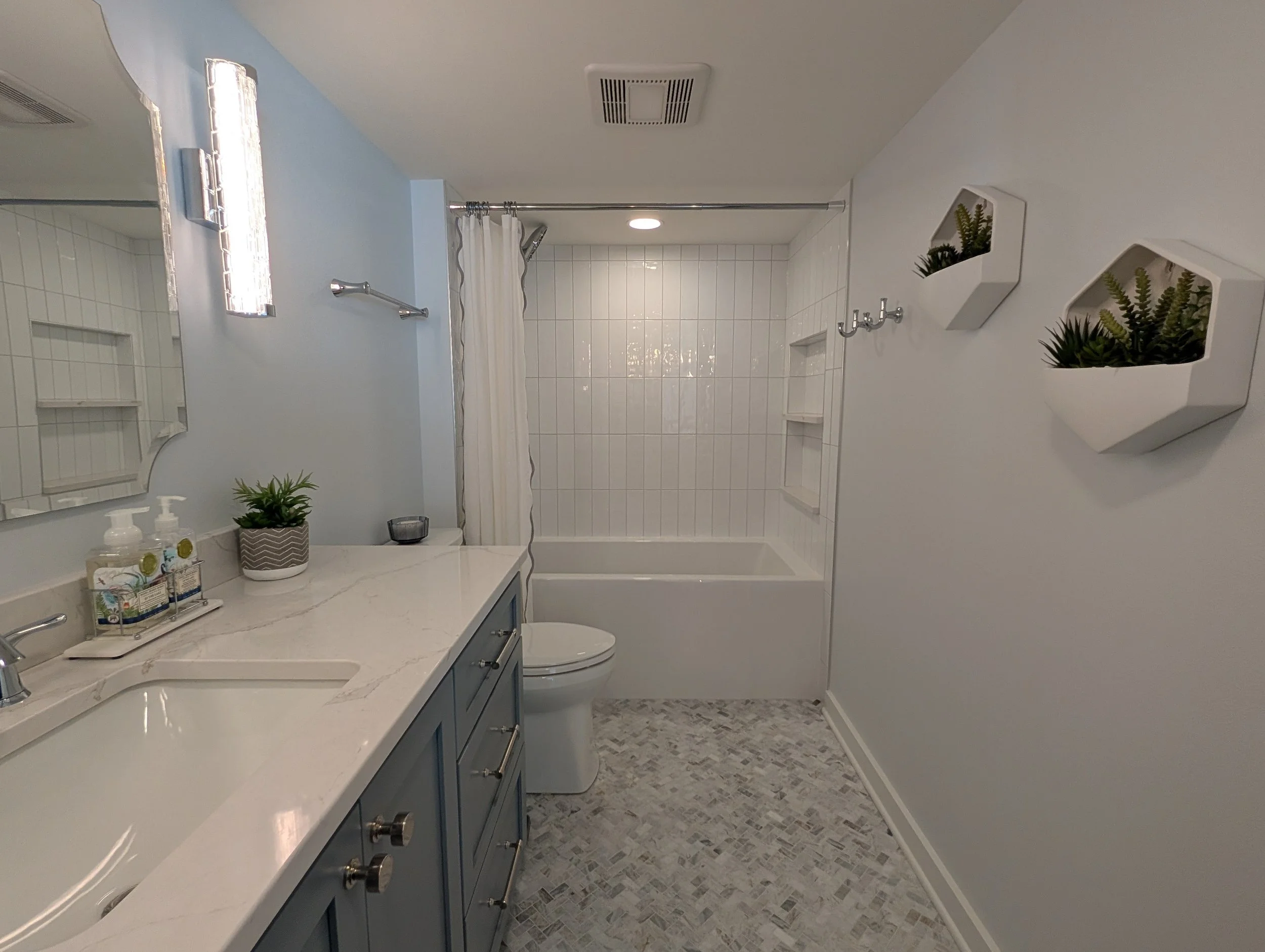 5 - Guest Bath After.jpg