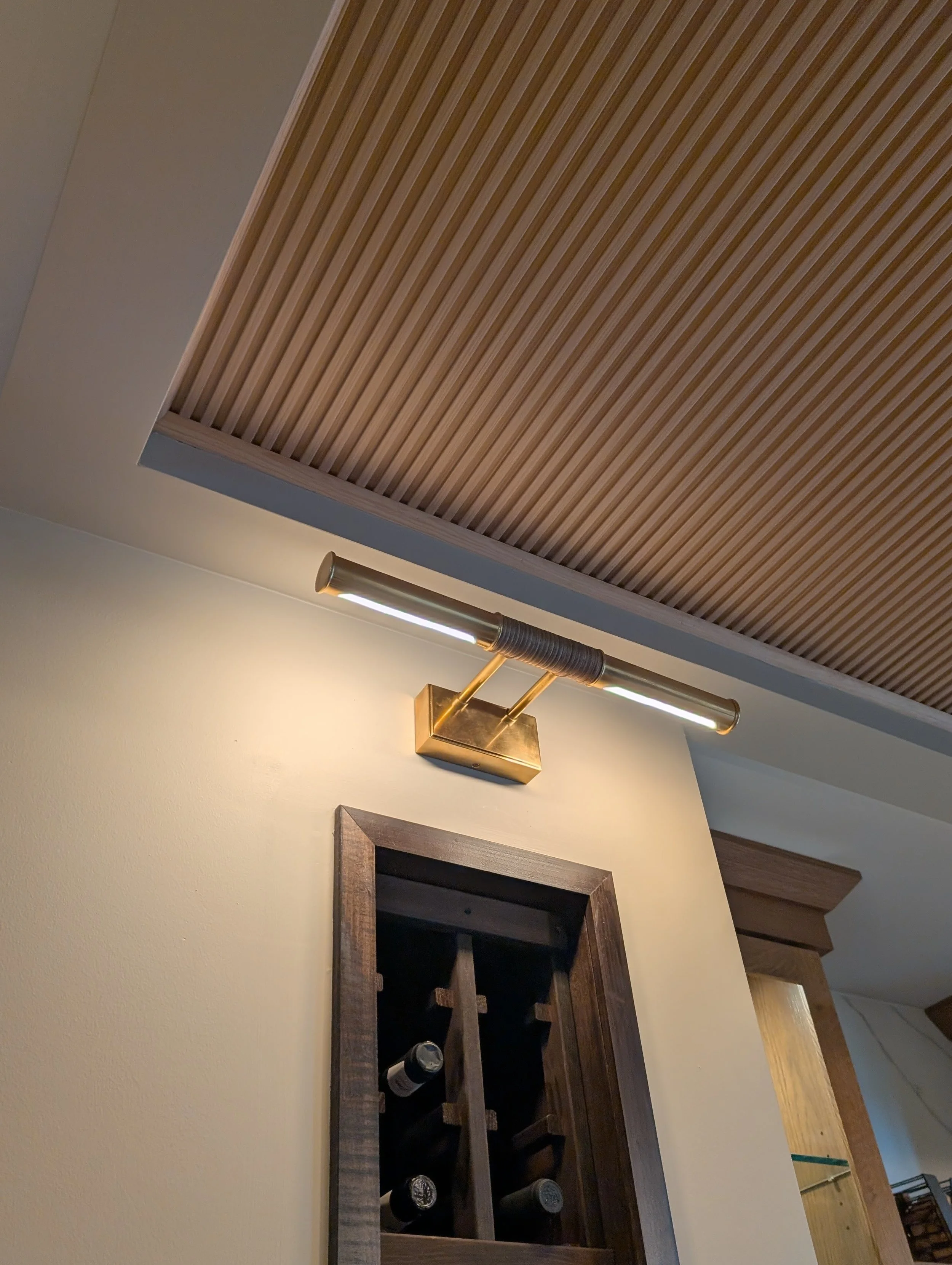 Bar Light Detail.jpg