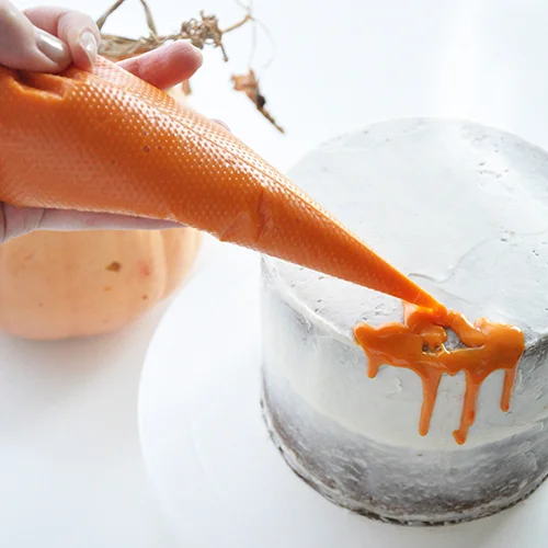 ganache_cake_color.jpg