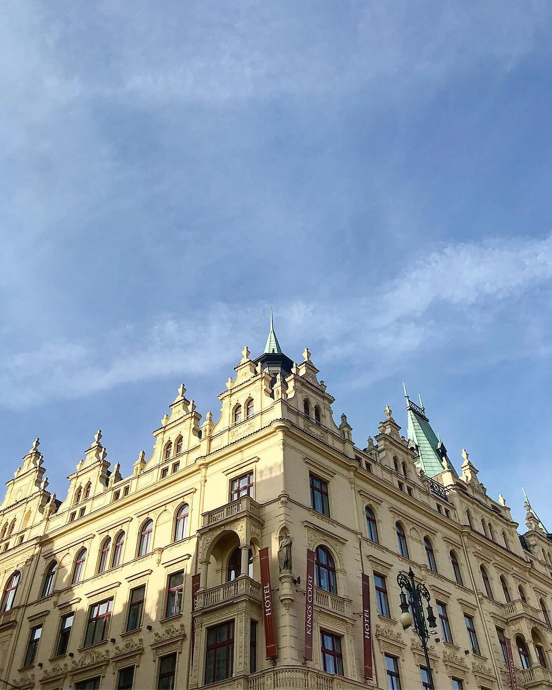 Tip of the building | &bull;
.
.
#prague #praha #building #architecture #czechrepublic #plottingmywaythroughlife #touristplaces #cityscape #cityscenes #travel #wanderlust #thingsisee