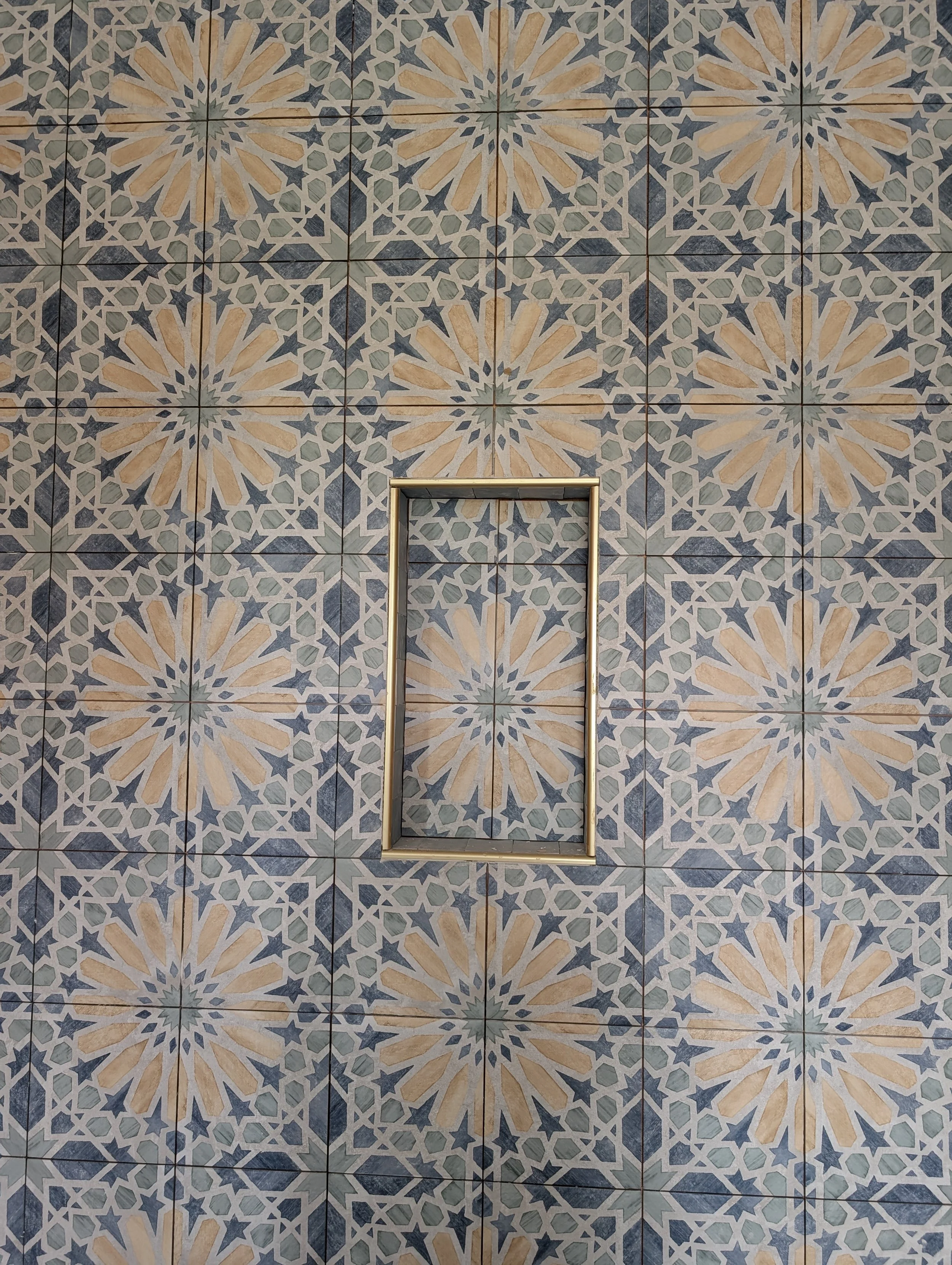 Porcelain, Ceramic, Decorative, Mosaic, and Stone Tiles