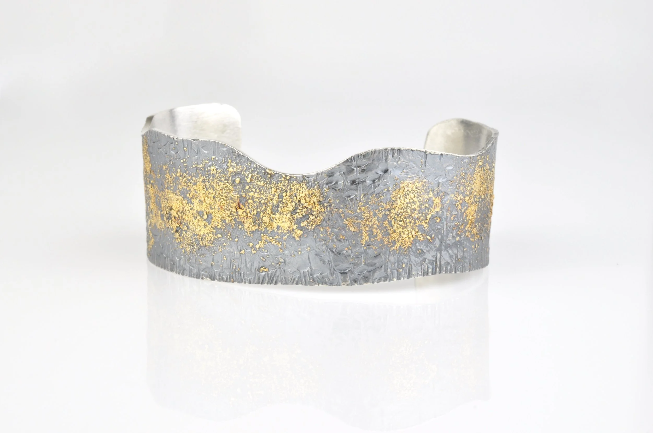 Shaped Cosmic Fusion Small Cuff