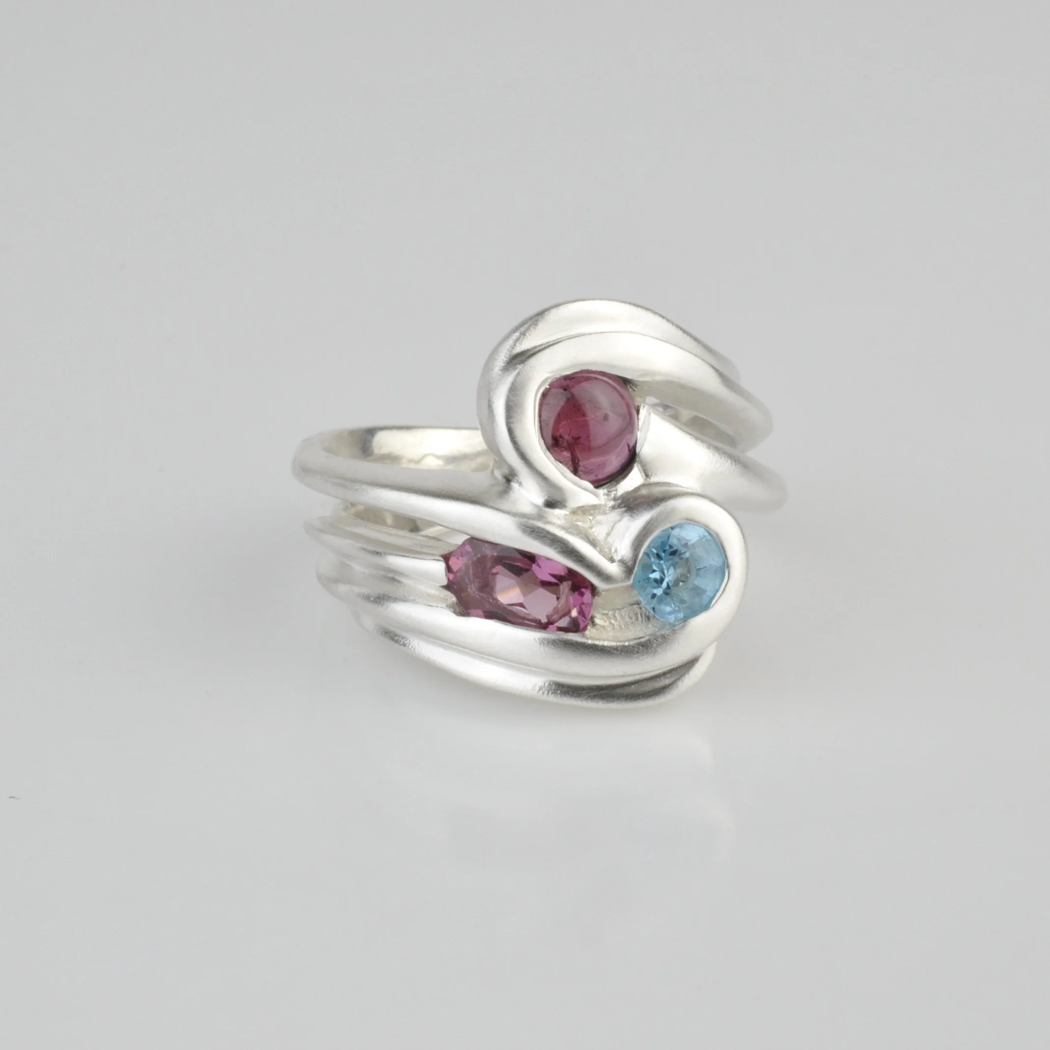 3 Stone Mellow  Movement Ring #2