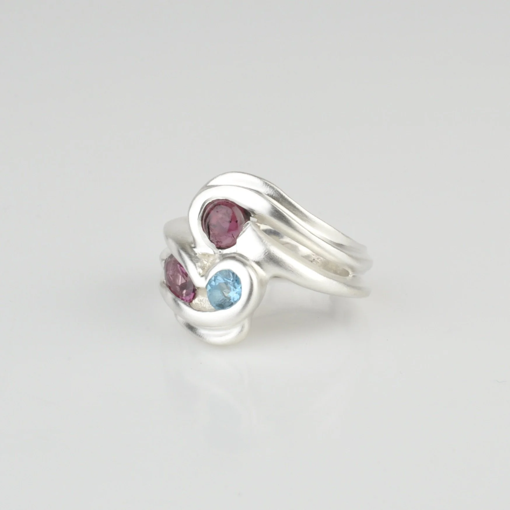 3 Stone Mellow  Movement Ring #2