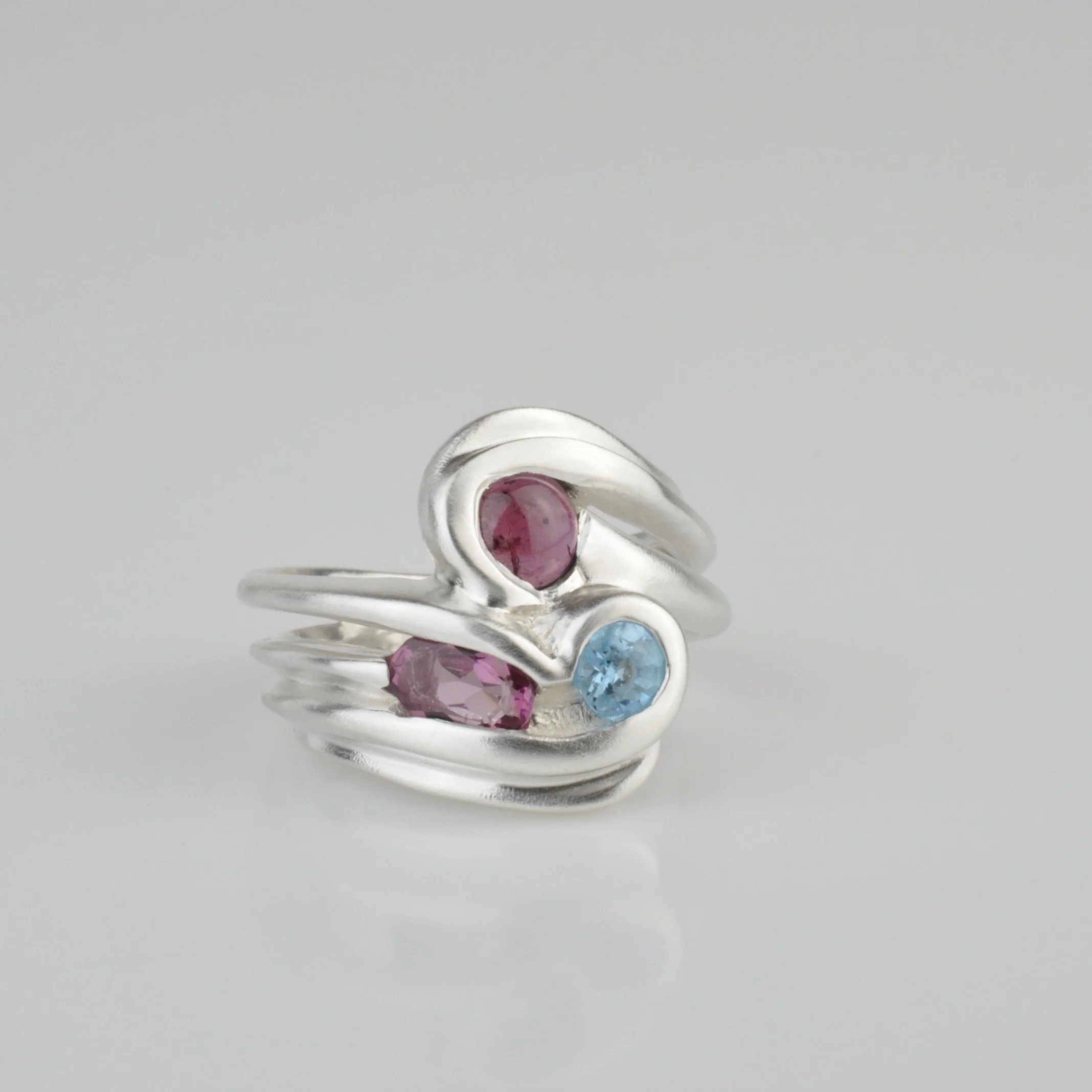 3 Stone Mellow  Movement Ring #2