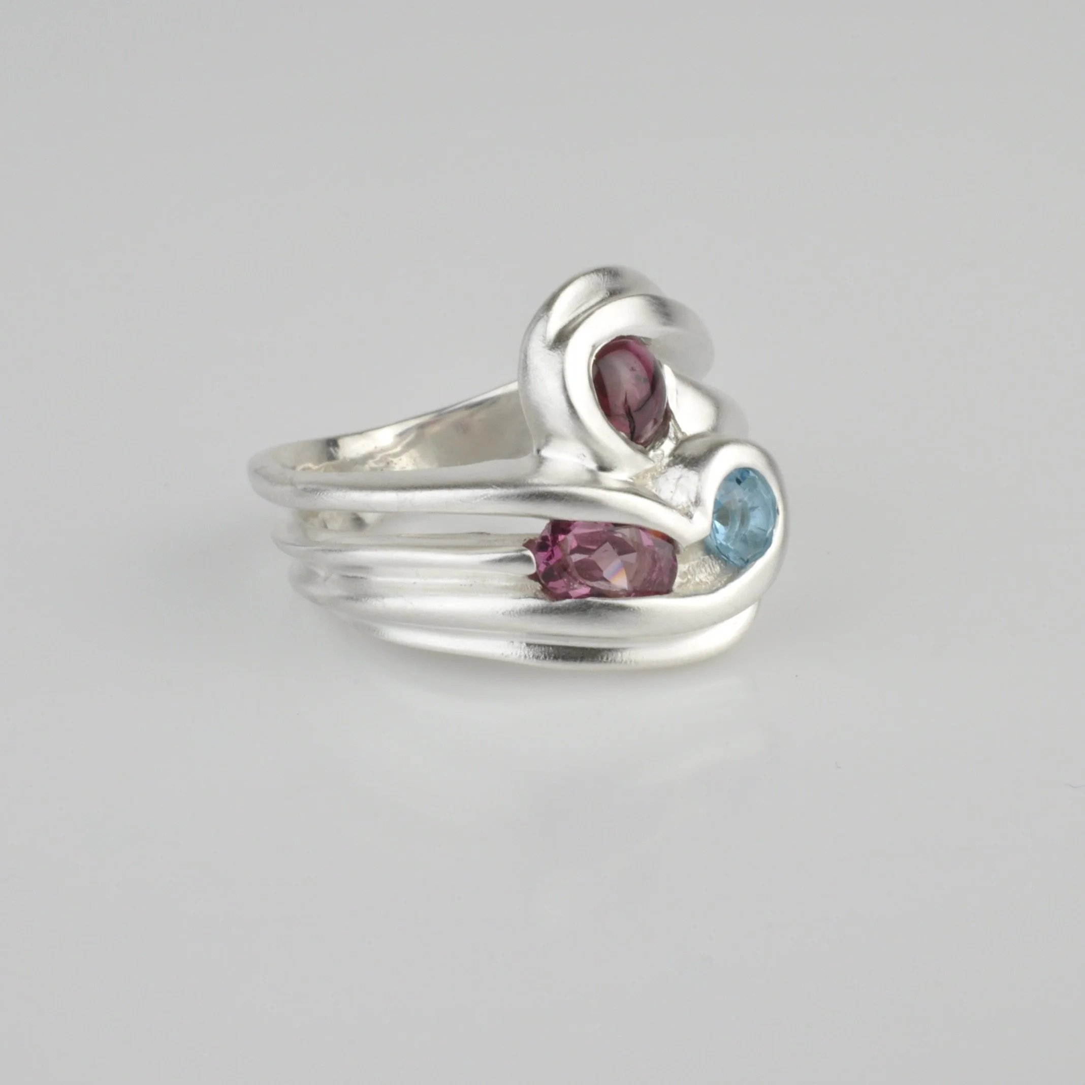 3 Stone Mellow  Movement Ring #2