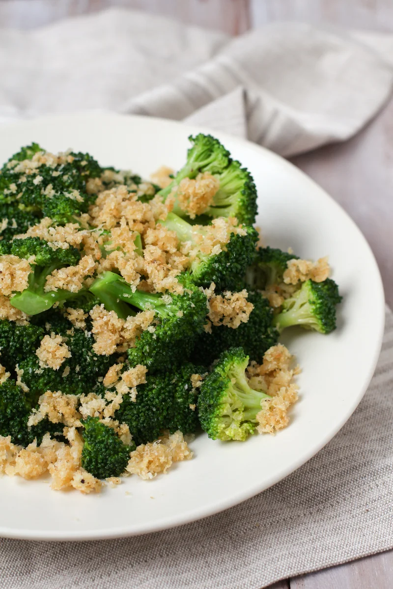 lemon-garlic-broccoli-2.jpg