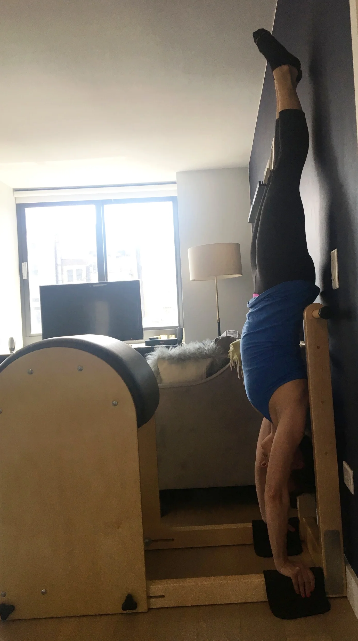 Sarah gets to full handstand on the ladder barrel! GO SARAH!