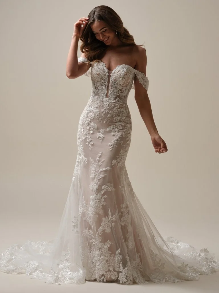 Rebecca-Ingram-Tegan-Fit-and-Flare-Wedding-Dress-25RK291A01-Alt50-ND.jpg