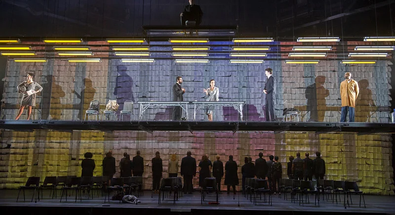 Between Worlds at Barbican Theatre (credit: Alastair Muir)