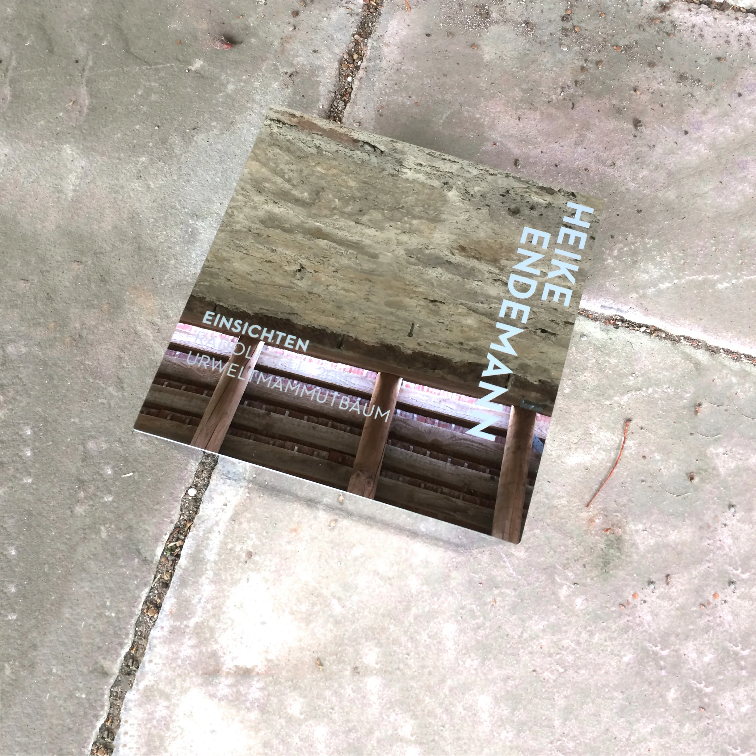 Demirag-architekten-poetisch-Objekt-beschriftung-Diözesan-Museum-Rottenburg-Spiegel-installation-04.jpg