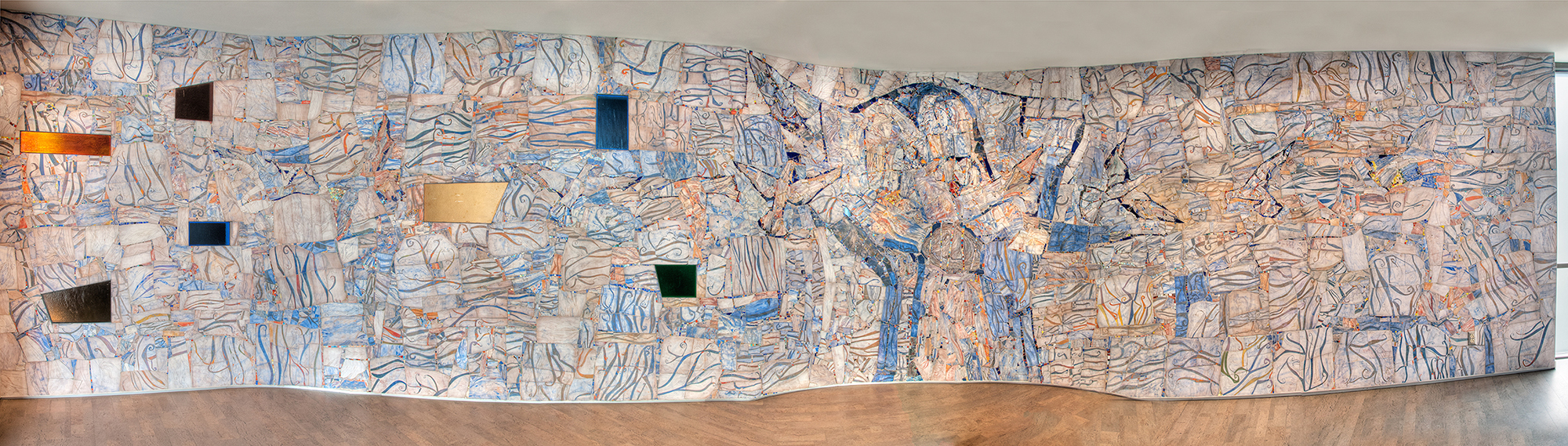 Hand-made tiles, Italian smalti and irridescent glass / 9 x 40 feet
