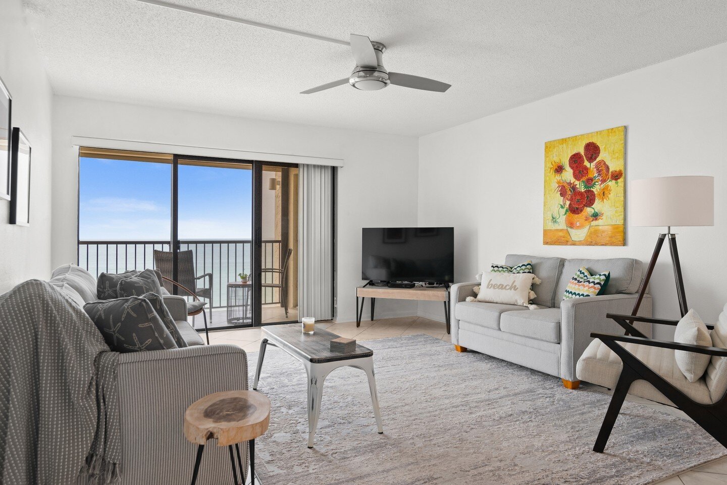 I like the neutral, calm colors and decor of this condo on Madeira Beach, along with the pop of yellow of the painting! When you have gorgeous ocean views from your balcony, you don't want to distract too much from those natural views. As a short-ter