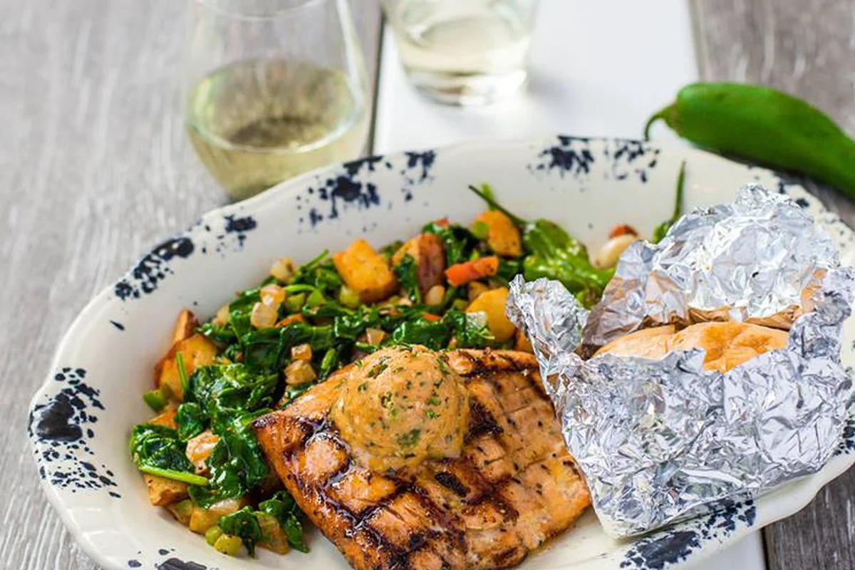 tricky fish best seafood richardson texas salmon.jpg