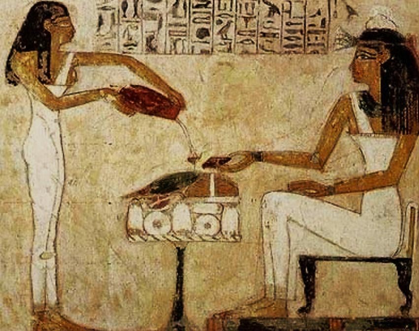 Egyptian-woman-painting_Beer.jpg
