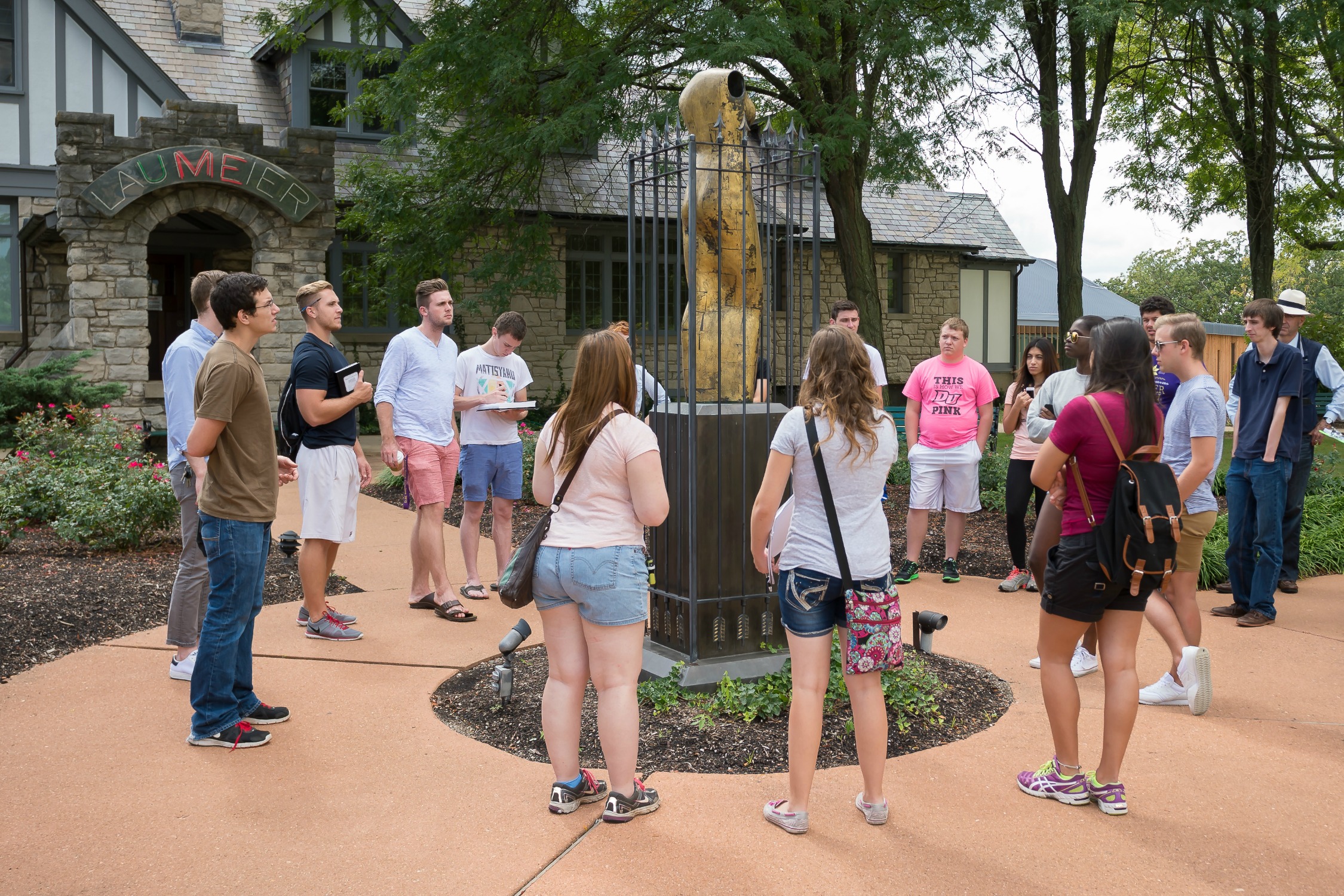 Walking Tours_Museum Circle.jpg