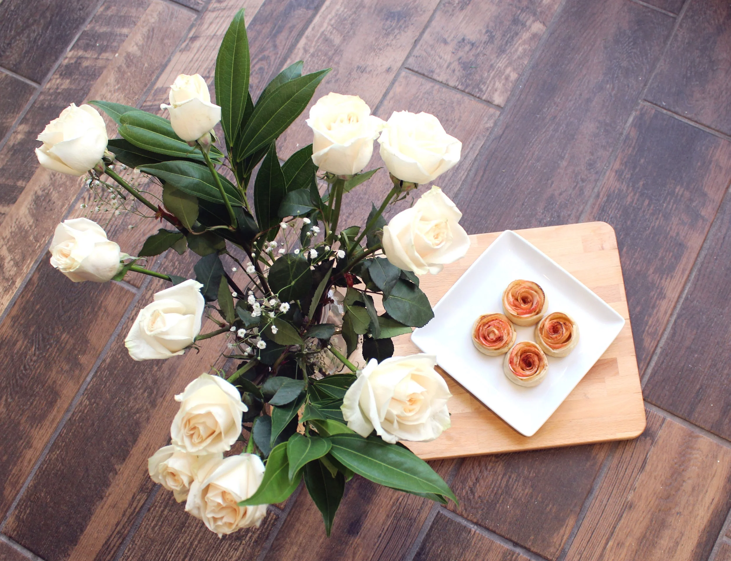 Valentine's Day: Apple Rose Tarts