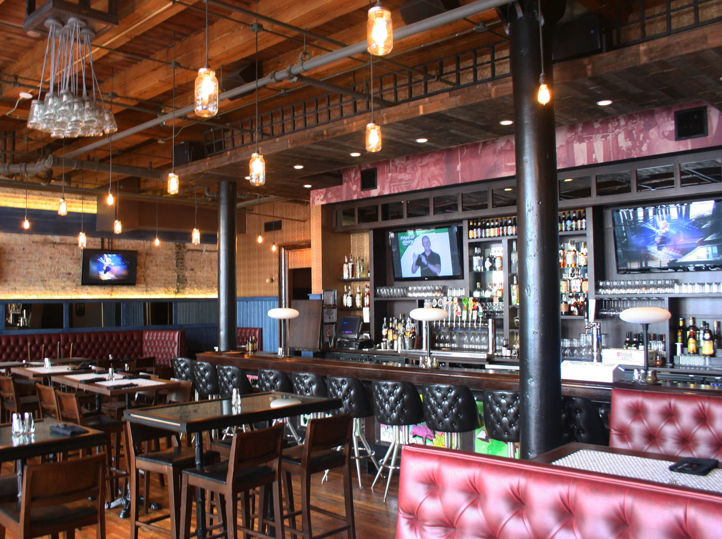 ginos_southloop_interior_23.jpg