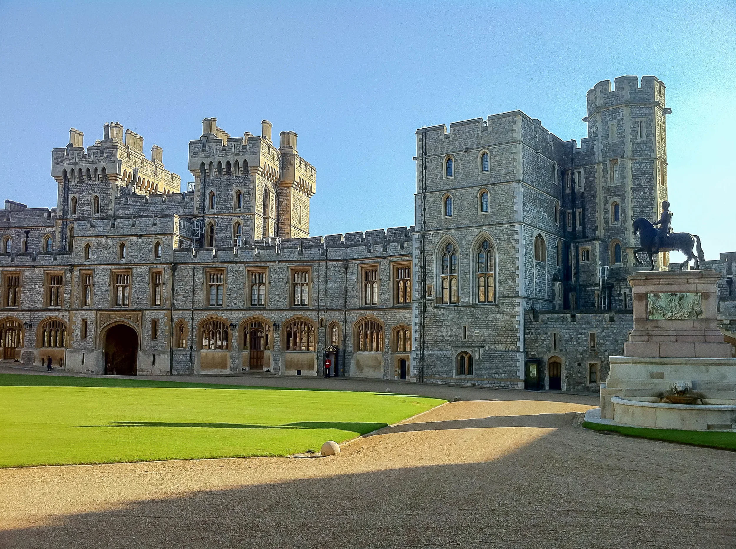 A Day Tour Through the English Countryside