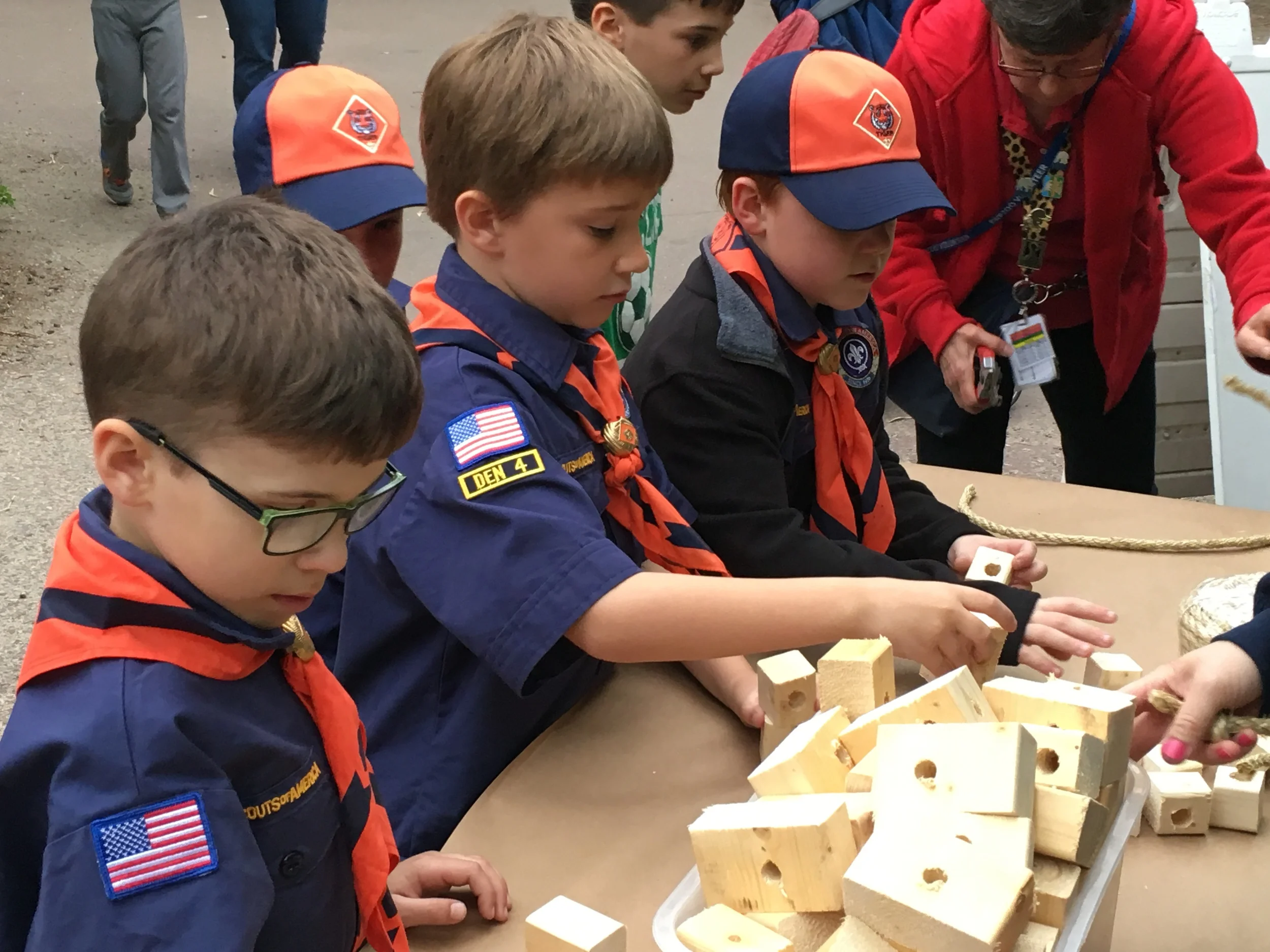 Scout Safari Night - Roger Williams Zoo May 2015