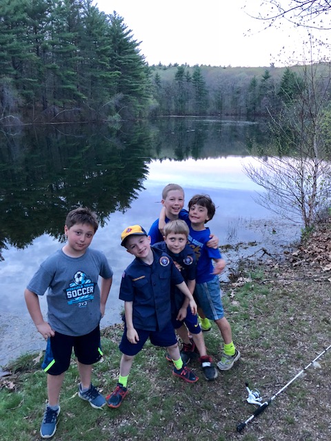 Exploring Nature: Looking For Fish & Frogs