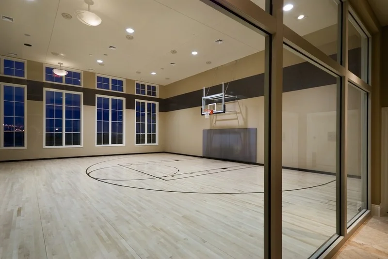 basketball gym1.jpg