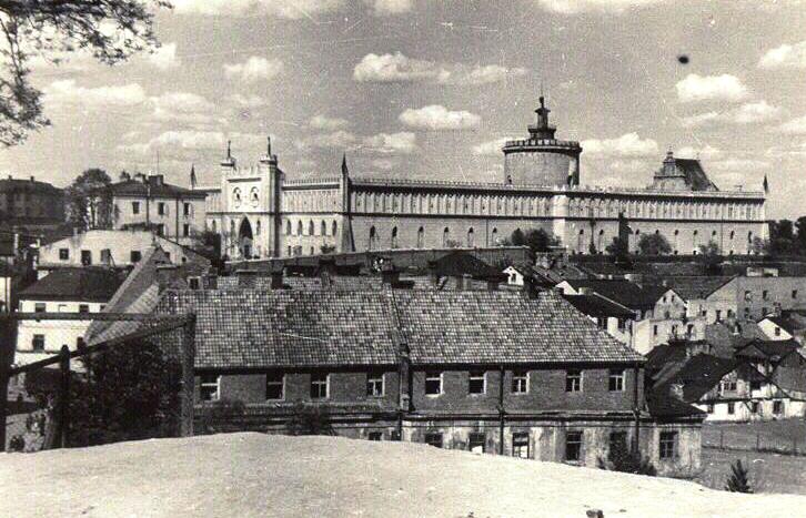 LUBLIN JEWISH QUAR CASTLE.jpg