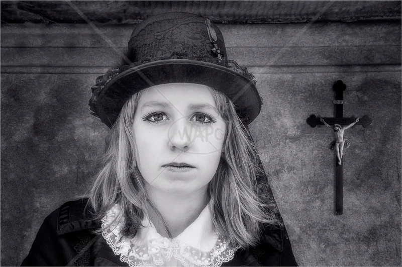 Tristesse Des Jeunes by Jon Baker - C (adv mono)
