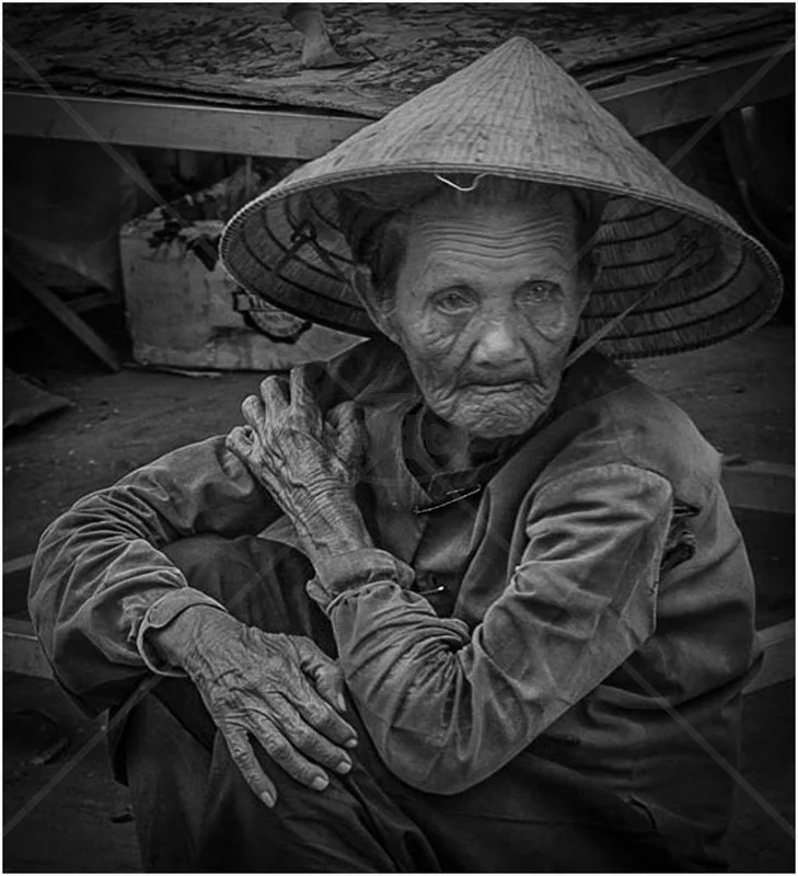 Vietnamese Lady by Andy Yardley - C (Int PDI)