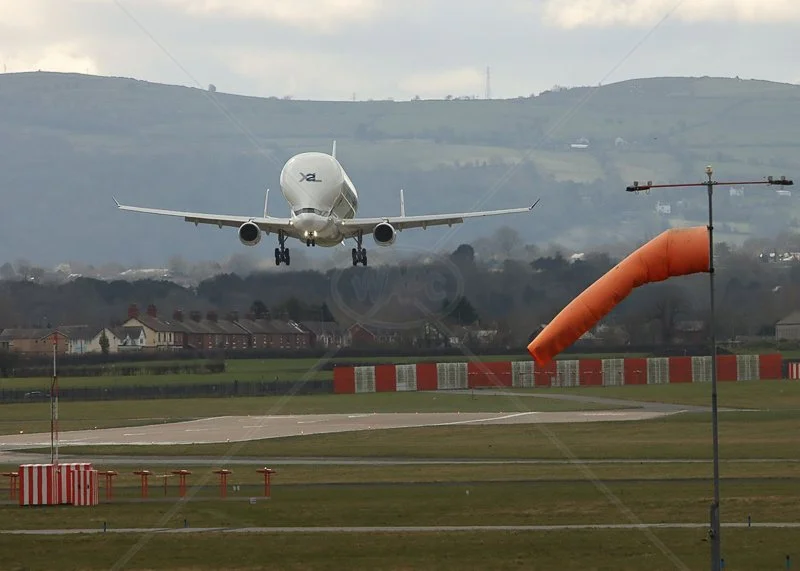  Beluga XL2 Landing by Ian Burton - C (Int col) 