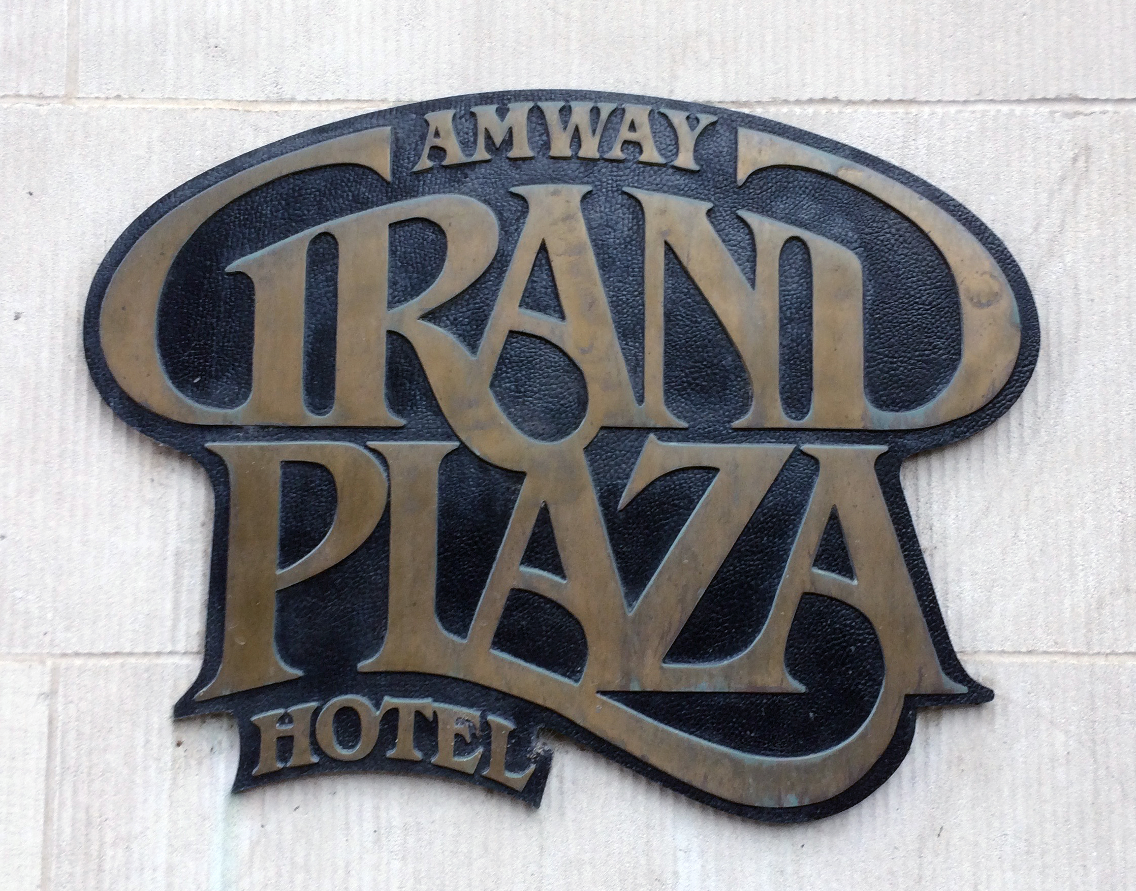 Grand Plaza Amway