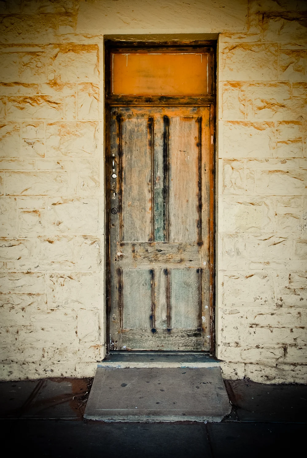 LONR - house ruins-1.jpg