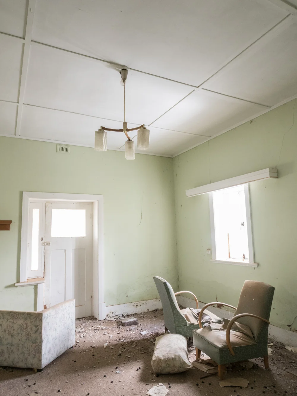 LONR - house ruins-19.jpg