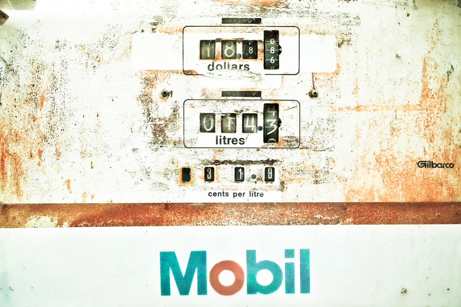 LONR - out of petrol-22.jpg