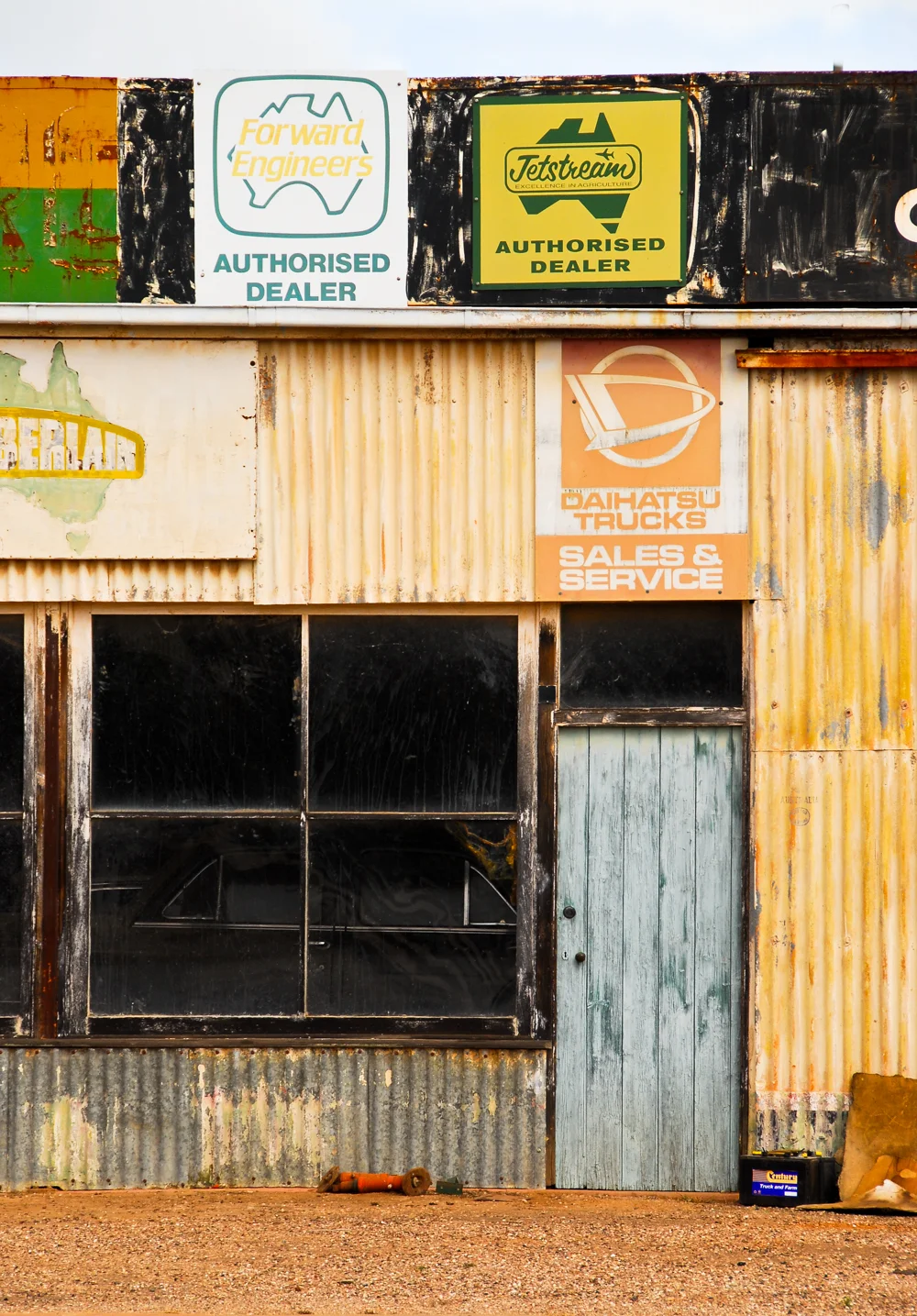 LONR - out of petrol-28.jpg