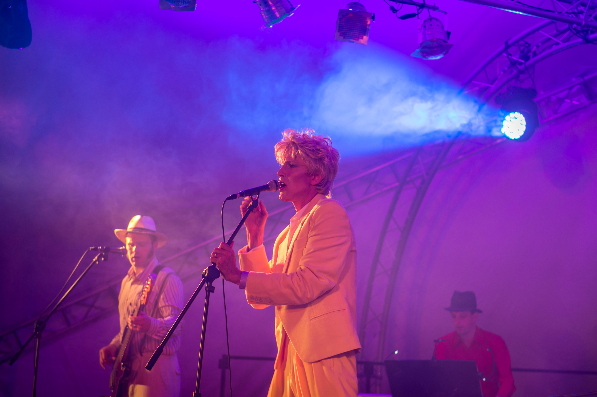 MeonFest 2016 034-(ZF-1370-69116-1-003).jpg