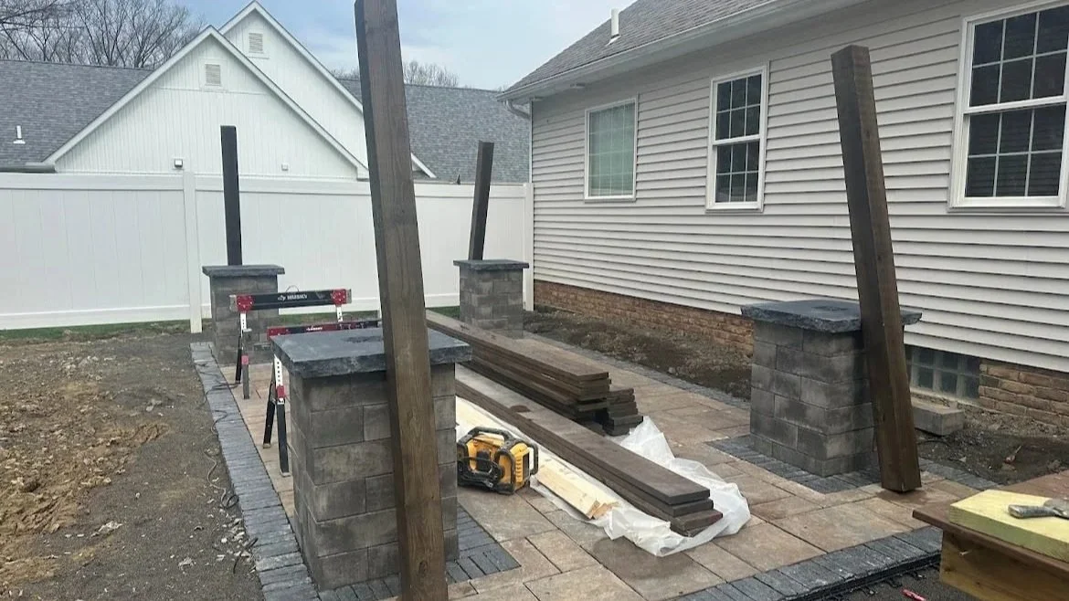 Pergola construction in Howland Ohio