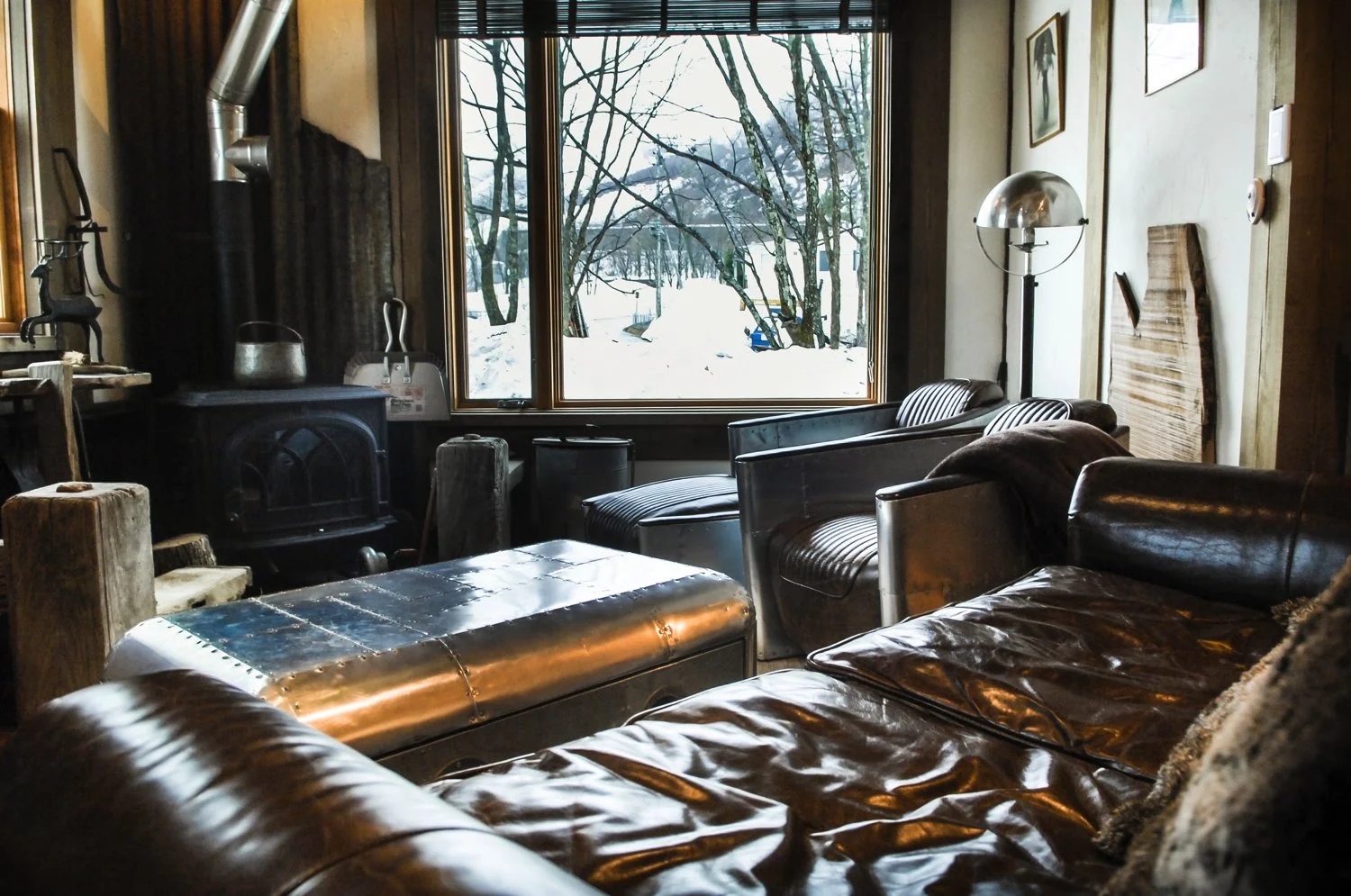 ags-chalet-04-living.jpg