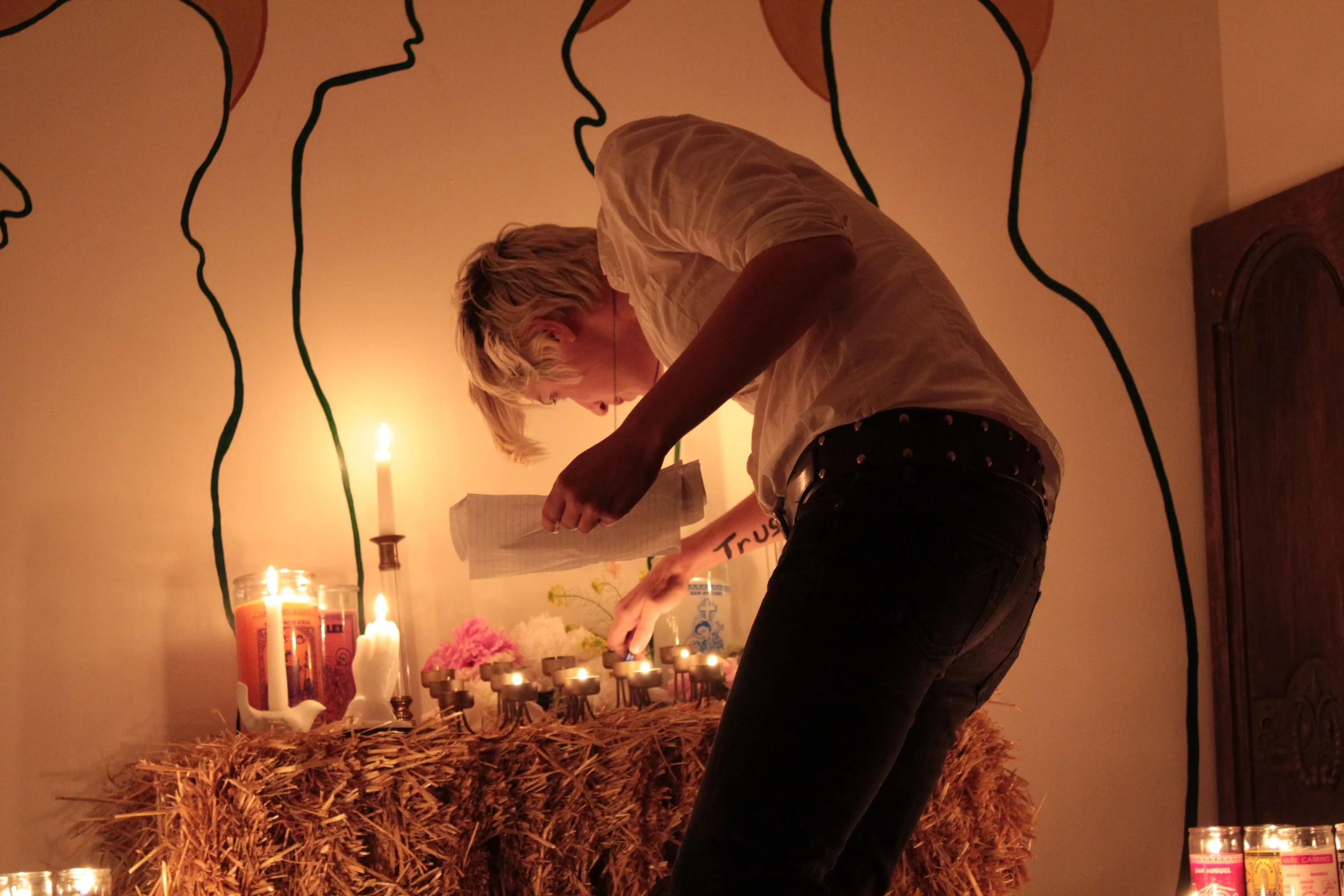 Altar2.JPG