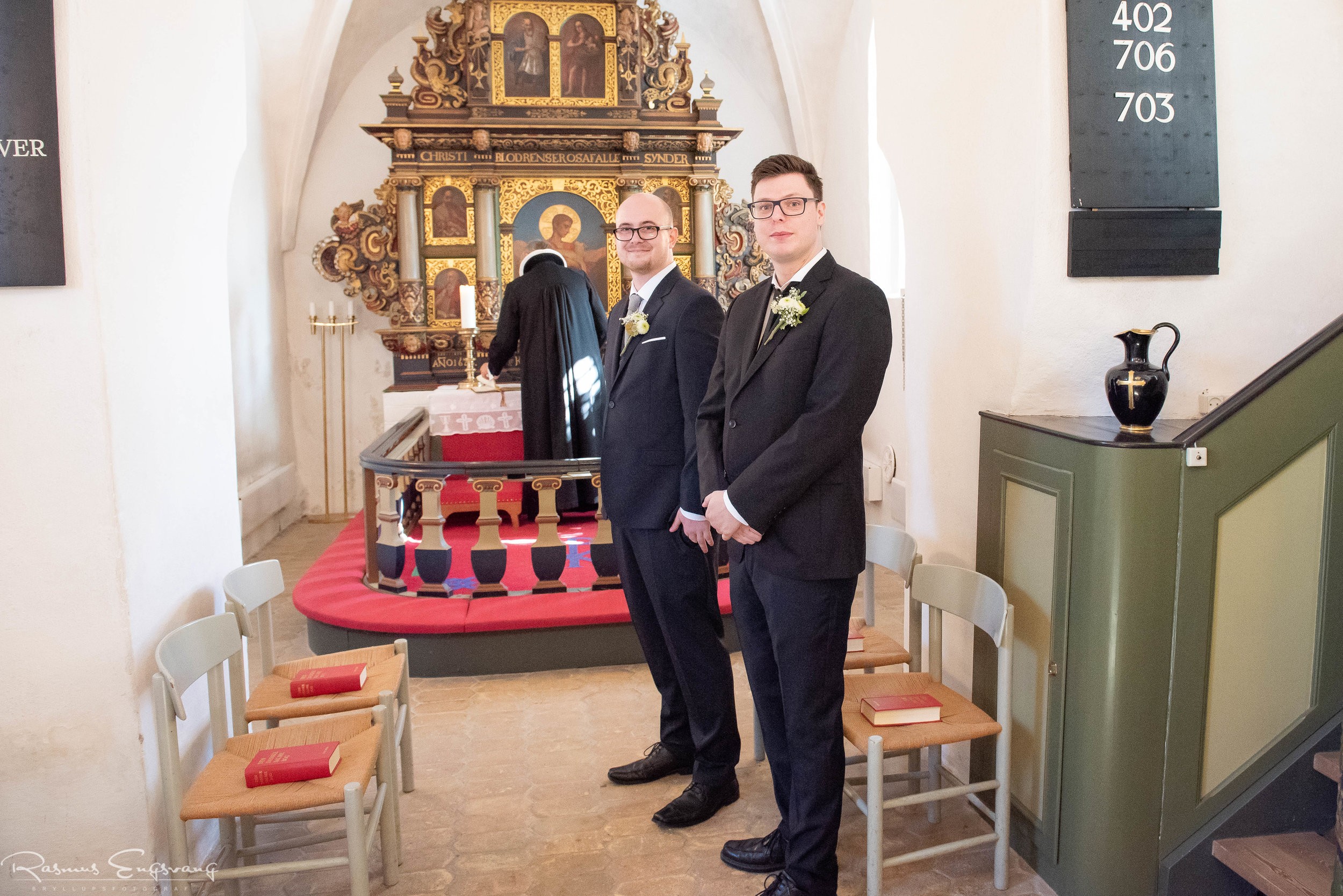 Tunegård_Bryllup_Bryllupsfotograf_Sjælland_Tune_Kirke-104.jpg