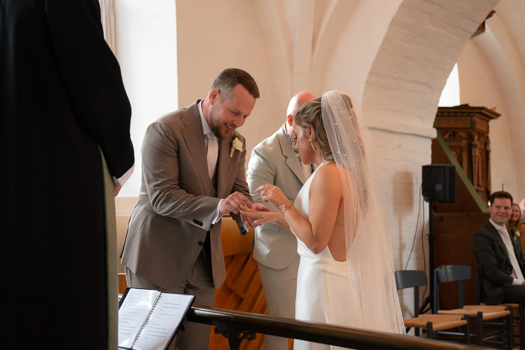 Vielse_Annise_Kirke_Bryllupsfotograf-110.JPG
