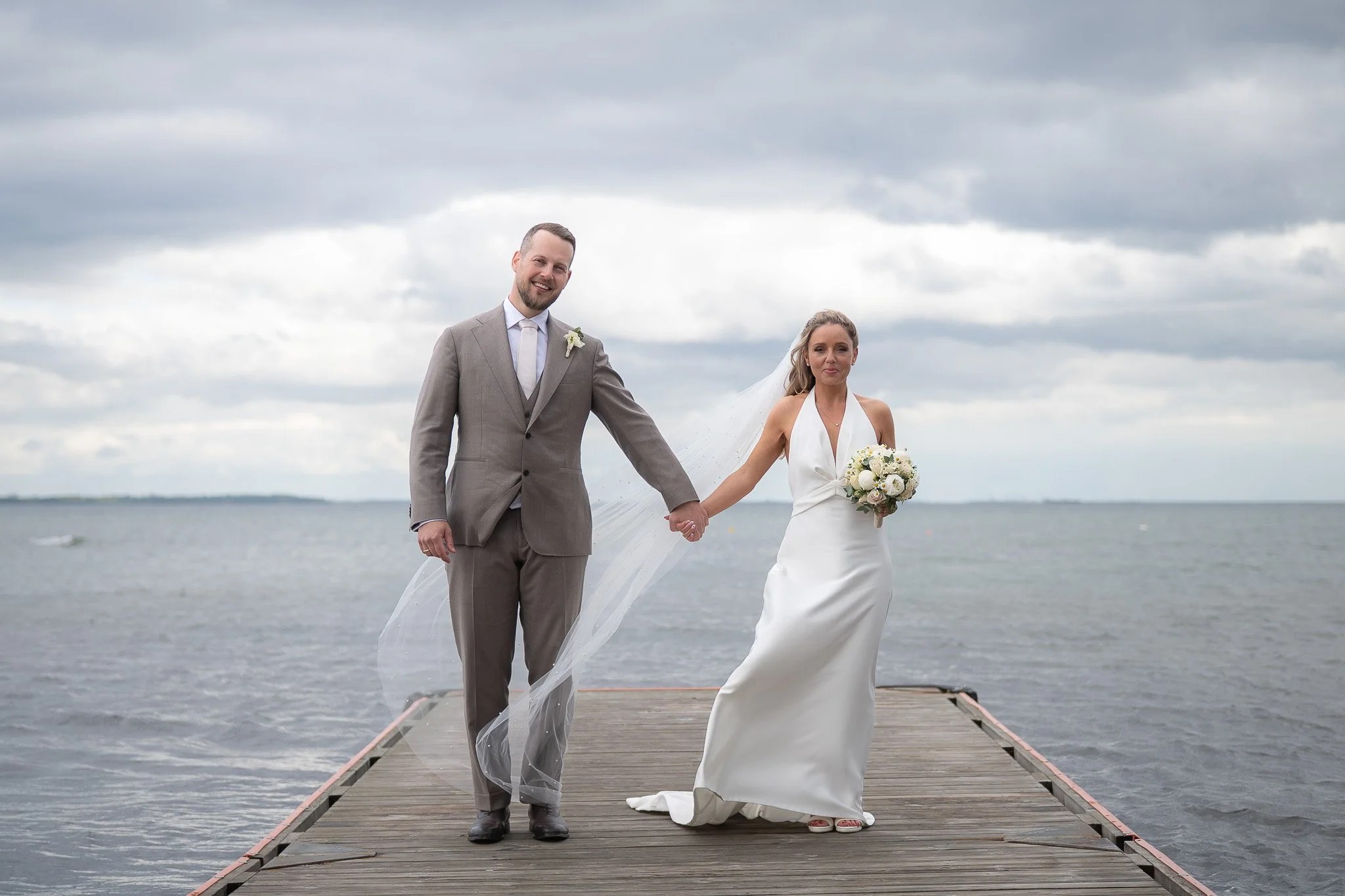 Bryllupsbilleder_Rungstedgaard_Bryllupsfotograf_Nordsjælland-210.JPG