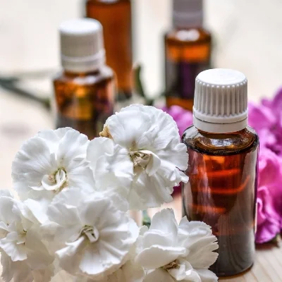 essentialoil.jpg
