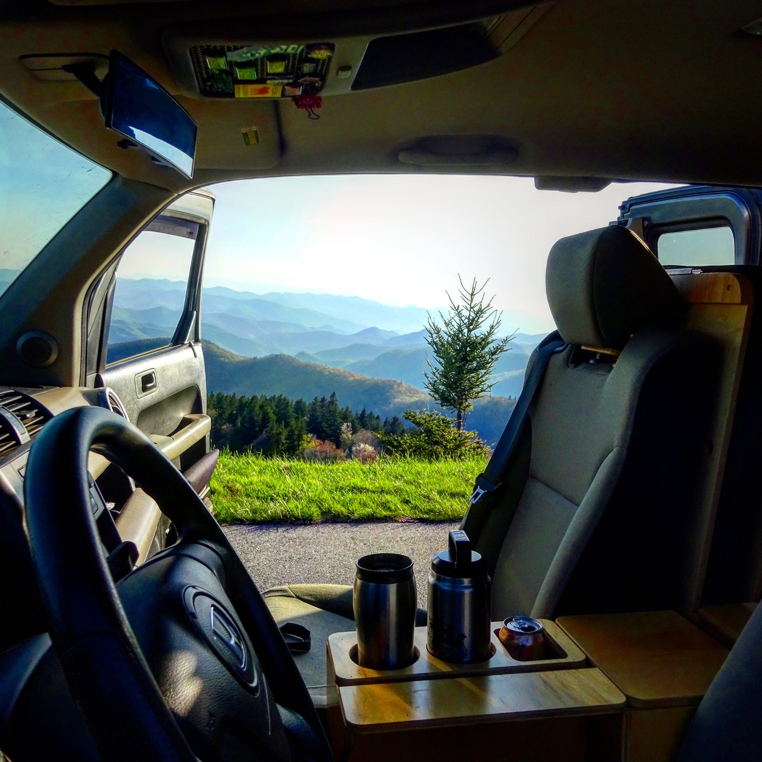 Console &amp; Trays /// The redesigned Console is swivel seat compatible 